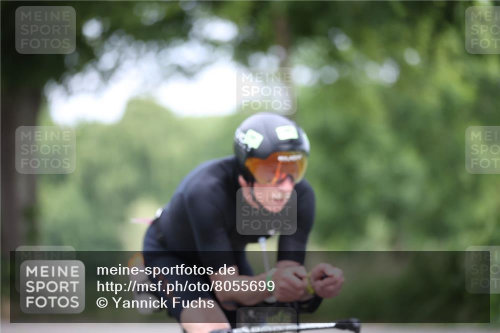 15.06.2025 - 7 Türme Triathlon Yannick Fuchs http://msf.ph/oto/8055699 15.06.2025 11:10:42 Radfahren  meine-sportfotos.de