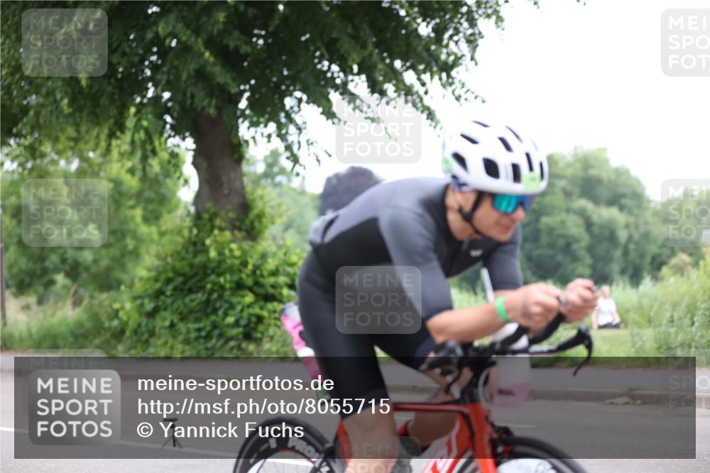 15.06.2025 - 7 Türme Triathlon Yannick Fuchs http://msf.ph/oto/8055715 15.06.2025 11:11:16 Radfahren  meine-sportfotos.de
