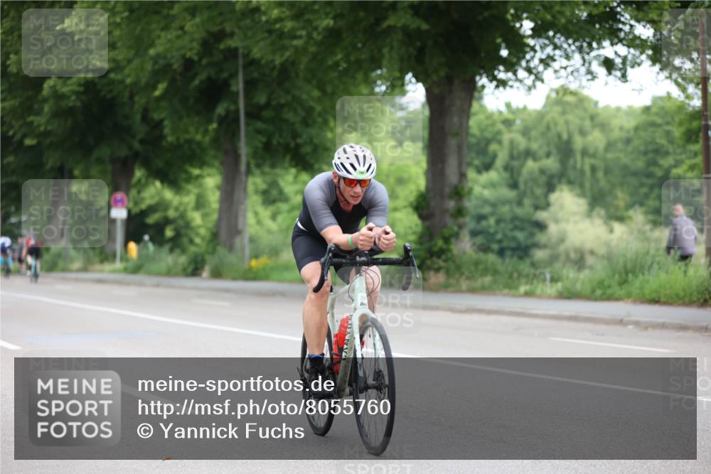 15.06.2025 - 7 Türme Triathlon Yannick Fuchs http://msf.ph/oto/8055760 15.06.2025 11:11:36 Radfahren  meine-sportfotos.de
