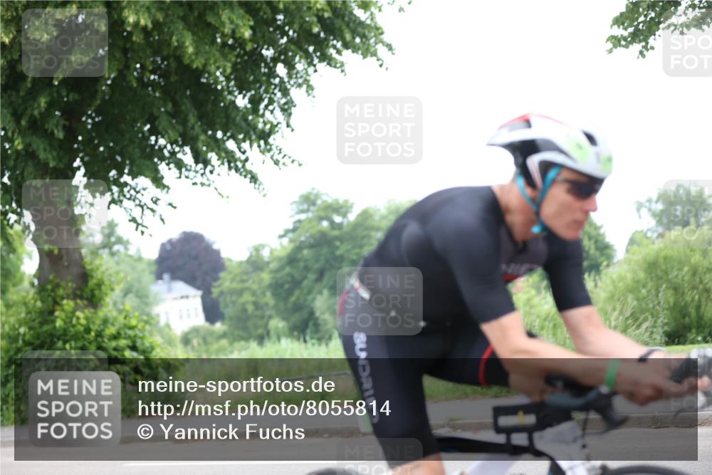 15.06.2025 - 7 Türme Triathlon Yannick Fuchs http://msf.ph/oto/8055814 15.06.2025 11:12:41 Radfahren  meine-sportfotos.de