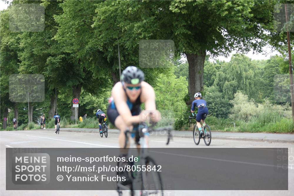 15.06.2025 - 7 Türme Triathlon Yannick Fuchs http://msf.ph/oto/8055842 15.06.2025 11:12:58 Radfahren  meine-sportfotos.de
