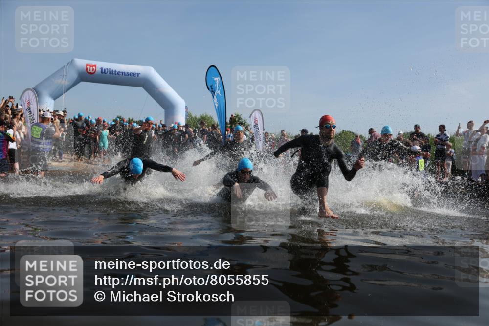 22.06.2025 - Viking Triathlon Michael Strokosch http://msf.ph/oto/8055855 22.06.2025 10:00:14 Schwimmen 2, 4, 10, 49, 100, 122, 329, 420, 485, 521, 544, 609, 611 meine-sportfotos.de