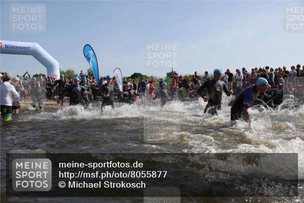 22.06.2025 - Viking Triathlon Michael Strokosch http://msf.ph/oto/8055877 22.06.2025 10:00:26 Schwimmen 1, 6, 10, 13, 14, 15, 28, 30, 46, 49, 52, 81, 152, 175, 176, 198, 230, 286, 288, 367, 374, 420, 455, 473, 534, 544, 557, 610, 611, 617, 661 meine-sportfotos.de