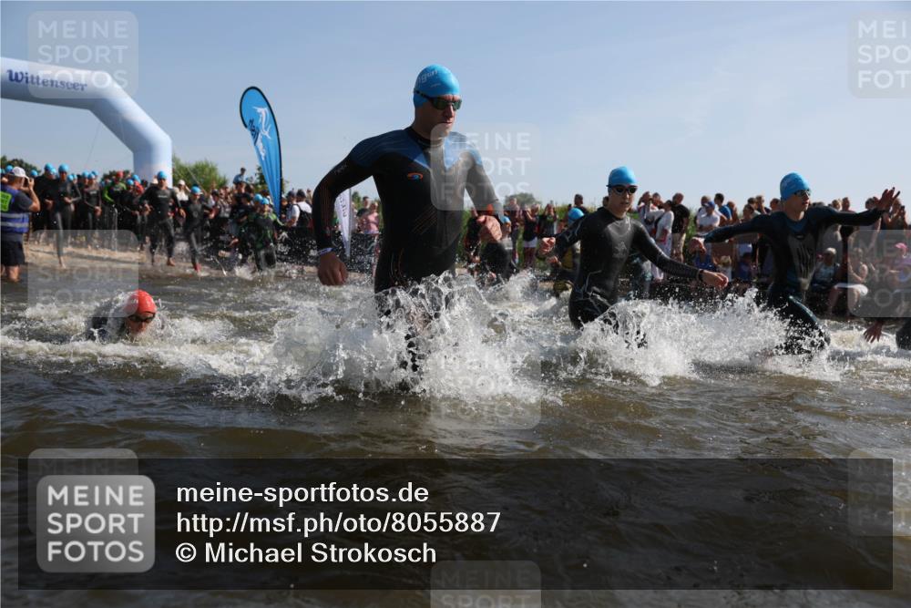 22.06.2025 - Viking Triathlon Michael Strokosch http://msf.ph/oto/8055887 22.06.2025 10:00:28 Schwimmen 1, 6, 13, 14, 15, 28, 30, 46, 52, 81, 152, 175, 176, 198, 230, 286, 288, 367, 374, 401, 455, 473, 534, 557, 610, 611, 617, 623, 661 meine-sportfotos.de