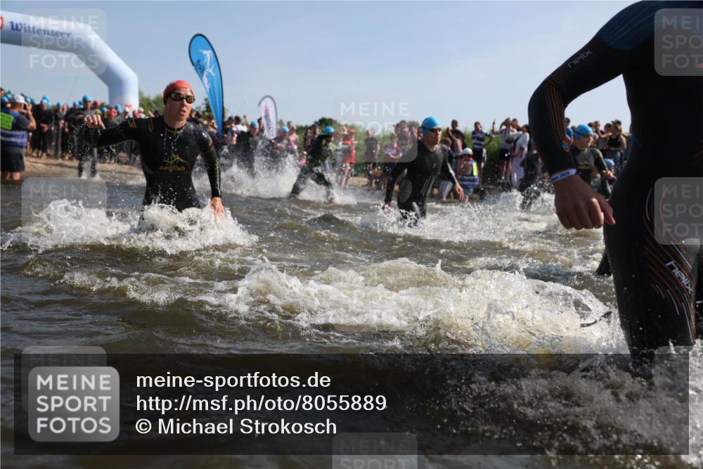 22.06.2025 - Viking Triathlon Michael Strokosch http://msf.ph/oto/8055889 22.06.2025 10:00:29 Schwimmen 1, 6, 13, 14, 15, 28, 30, 45, 46, 52, 81, 152, 175, 176, 196, 198, 230, 286, 288, 367, 374, 401, 455, 473, 534, 557, 610, 617, 623, 651, 661 meine-sportfotos.de