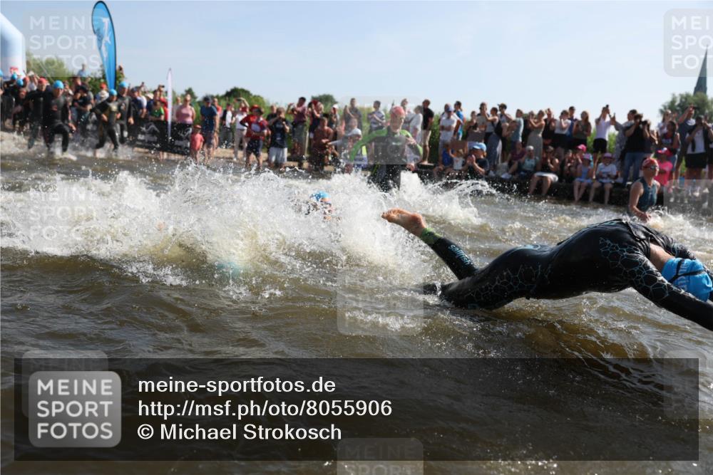 22.06.2025 - Viking Triathlon Michael Strokosch http://msf.ph/oto/8055906 22.06.2025 10:00:40 Schwimmen 7, 8, 9, 11, 13, 45, 87, 145, 178, 184, 196, 200, 289, 306, 368, 401, 414, 491, 526, 612, 613, 616, 623, 628, 630, 641, 642, 651 meine-sportfotos.de