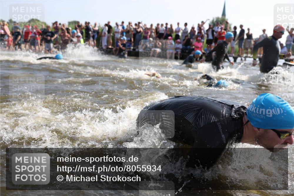 22.06.2025 - Viking Triathlon Michael Strokosch http://msf.ph/oto/8055934 22.06.2025 10:00:54 Schwimmen 50, 90, 113, 124, 132, 236, 243, 258, 300, 301, 347, 352, 384, 630, 652, 658 meine-sportfotos.de