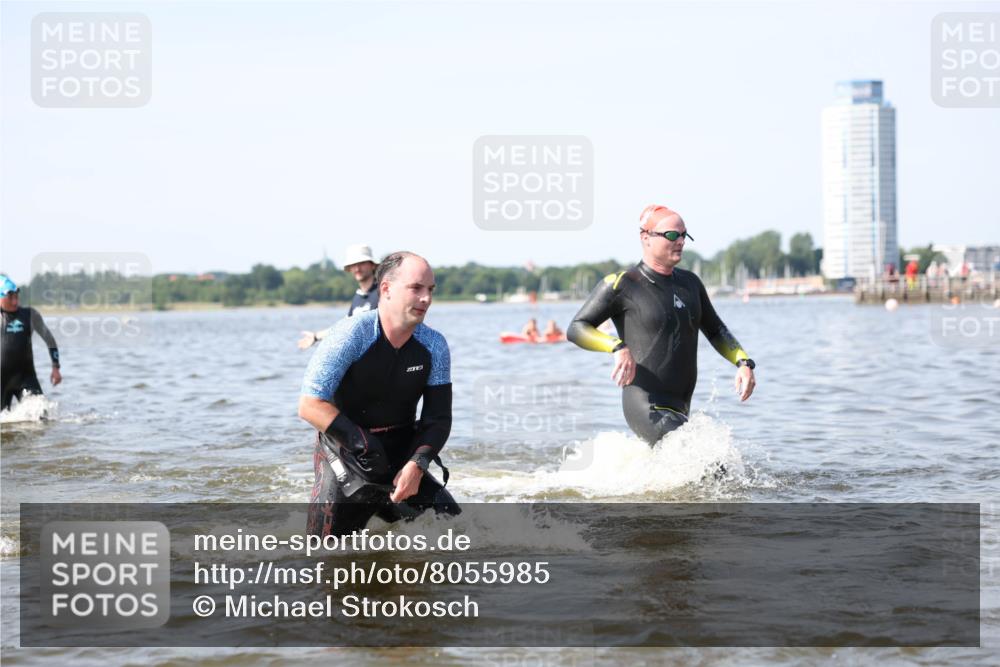 22.06.2025 - Viking Triathlon Michael Strokosch http://msf.ph/oto/8055985 22.06.2025 10:29:14 Schwimmen 7, 11, 12, 30, 33, 200, 243, 310, 458, 652 meine-sportfotos.de
