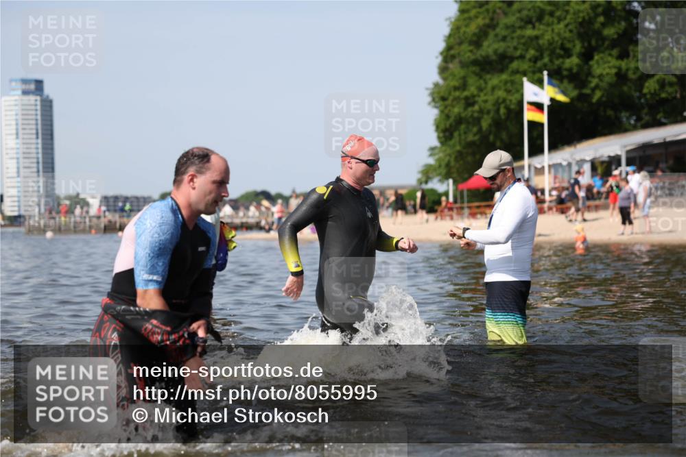22.06.2025 - Viking Triathlon Michael Strokosch http://msf.ph/oto/8055995 22.06.2025 10:29:16 Schwimmen 7, 11, 30, 33, 200, 243, 458, 652 meine-sportfotos.de