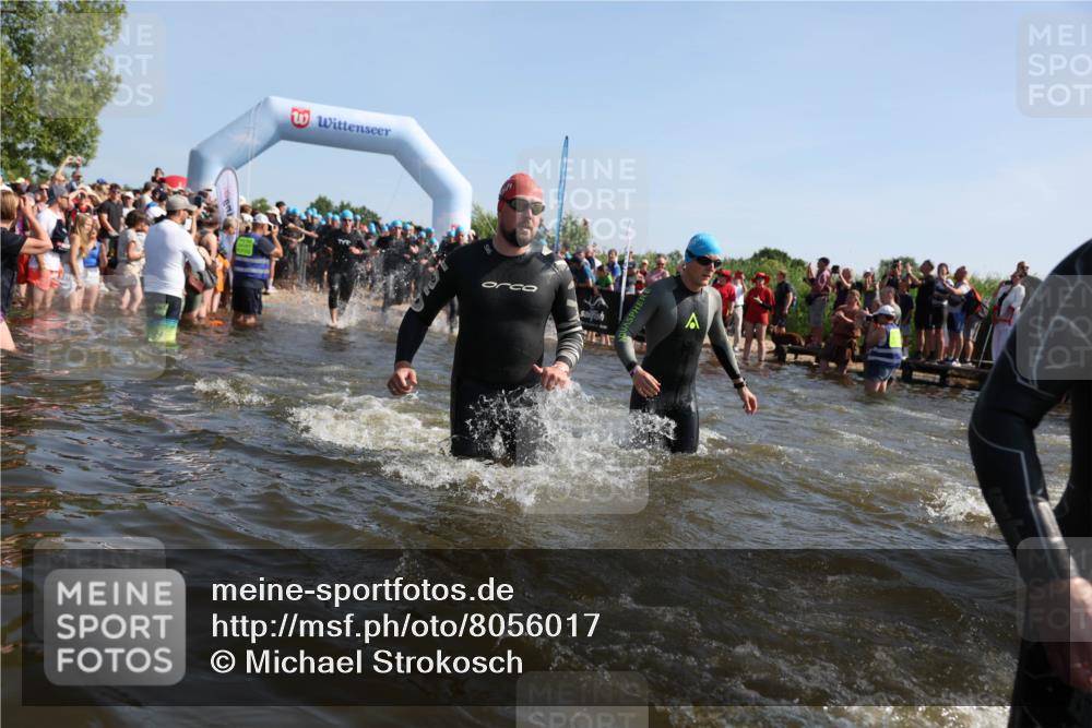 22.06.2025 - Viking Triathlon Michael Strokosch http://msf.ph/oto/8056017 22.06.2025 10:01:23 Schwimmen 38, 53, 173, 203, 214, 216, 224, 284, 287, 311, 341, 381, 393, 444, 643 meine-sportfotos.de