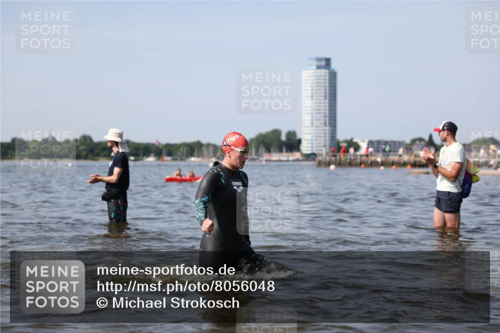 22.06.2025 - Viking Triathlon Michael Strokosch http://msf.ph/oto/8056048 22.06.2025 10:29:27 Schwimmen 6, 11, 30, 33, 243, 612 meine-sportfotos.de