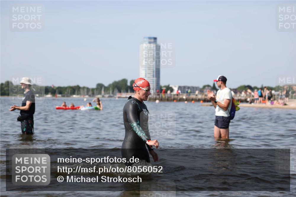 22.06.2025 - Viking Triathlon Michael Strokosch http://msf.ph/oto/8056052 22.06.2025 10:29:27 Schwimmen 6, 11, 30, 33, 243, 612 meine-sportfotos.de