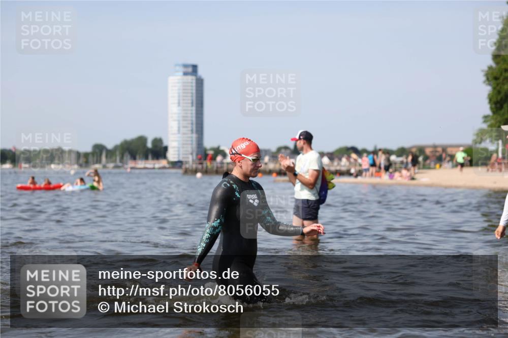 22.06.2025 - Viking Triathlon Michael Strokosch http://msf.ph/oto/8056055 22.06.2025 10:29:28 Schwimmen 6, 11, 30, 33, 243, 612 meine-sportfotos.de