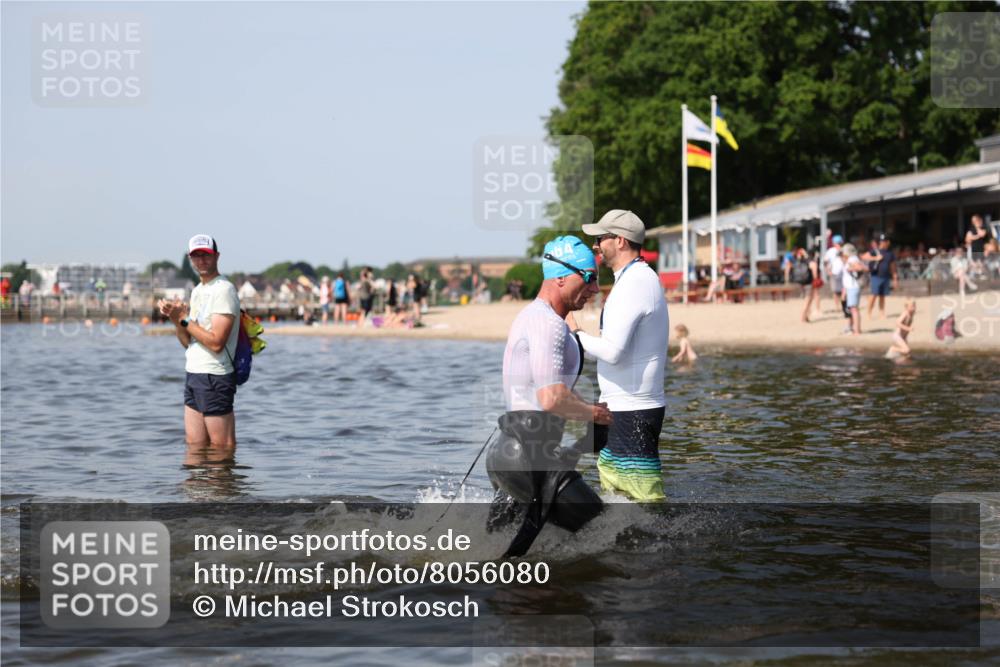 22.06.2025 - Viking Triathlon Michael Strokosch http://msf.ph/oto/8056080 22.06.2025 10:29:37 Schwimmen 6, 612 meine-sportfotos.de