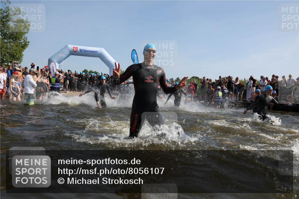 22.06.2025 - Viking Triathlon Michael Strokosch http://msf.ph/oto/8056107 22.06.2025 10:01:44 Schwimmen 19, 33, 125, 158, 170, 271, 310, 320, 344, 355, 438, 496, 555, 604 meine-sportfotos.de