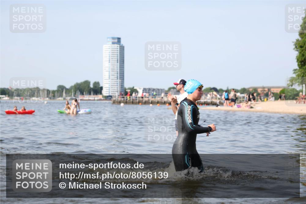22.06.2025 - Viking Triathlon Michael Strokosch http://msf.ph/oto/8056139 22.06.2025 10:29:57 Schwimmen 175, 203, 264, 299, 473 meine-sportfotos.de