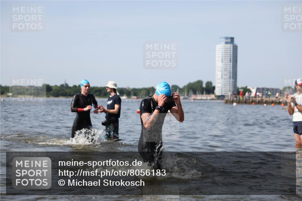22.06.2025 - Viking Triathlon Michael Strokosch http://msf.ph/oto/8056183 22.06.2025 10:30:06 Schwimmen 132, 175, 203, 264, 374, 491, 626 meine-sportfotos.de