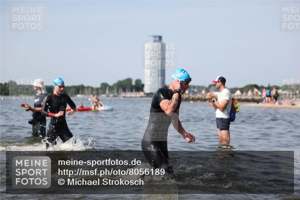 22.06.2025 - Viking Triathlon Michael Strokosch http://msf.ph/oto/8056189 22.06.2025 10:30:07 Schwimmen 132, 175, 203, 264, 374, 491, 626 meine-sportfotos.de