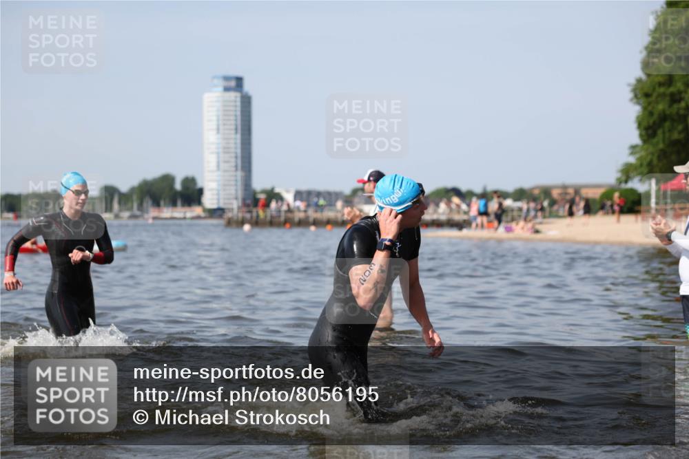 22.06.2025 - Viking Triathlon Michael Strokosch http://msf.ph/oto/8056195 22.06.2025 10:30:08 Schwimmen 132, 175, 203, 264, 374, 381, 491, 626 meine-sportfotos.de