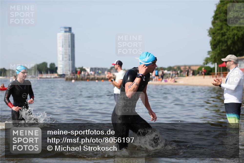 22.06.2025 - Viking Triathlon Michael Strokosch http://msf.ph/oto/8056197 22.06.2025 10:30:08 Schwimmen 132, 175, 203, 264, 374, 381, 491, 626 meine-sportfotos.de