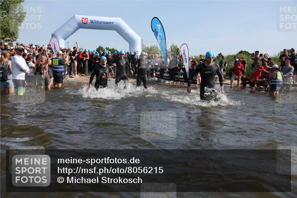 22.06.2025 - Viking Triathlon Michael Strokosch http://msf.ph/oto/8056215 22.06.2025 10:02:21 Schwimmen 21, 75, 78, 103, 139, 180, 207, 255, 265, 283, 309, 331, 382, 464, 469 meine-sportfotos.de
