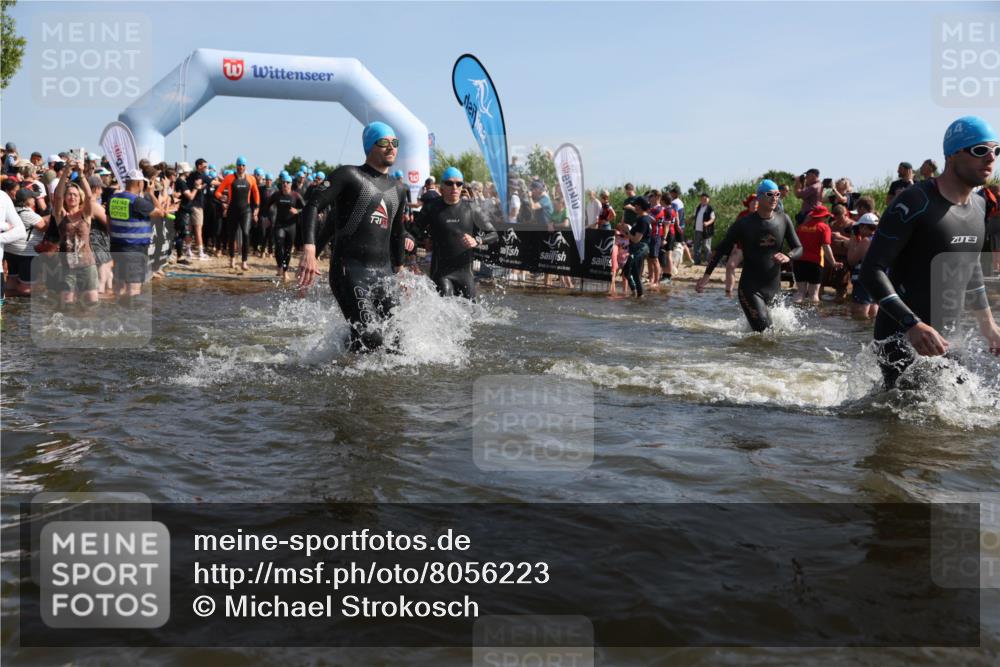 22.06.2025 - Viking Triathlon Michael Strokosch http://msf.ph/oto/8056223 22.06.2025 10:02:22 Schwimmen 21, 75, 78, 103, 139, 180, 207, 255, 265, 283, 309, 331, 382, 464, 469 meine-sportfotos.de