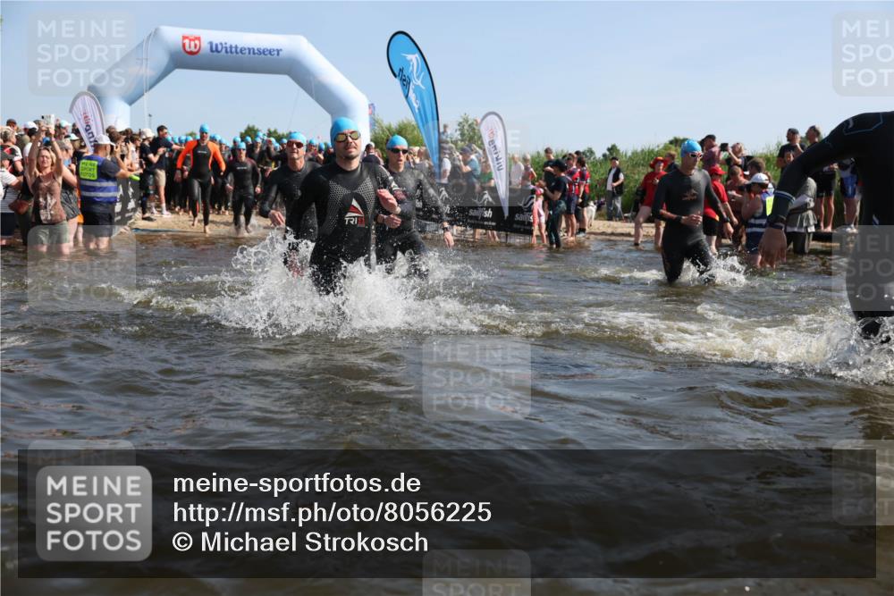 22.06.2025 - Viking Triathlon Michael Strokosch http://msf.ph/oto/8056225 22.06.2025 10:02:23 Schwimmen 21, 75, 78, 103, 139, 180, 207, 255, 265, 283, 309, 331, 382, 464, 469 meine-sportfotos.de