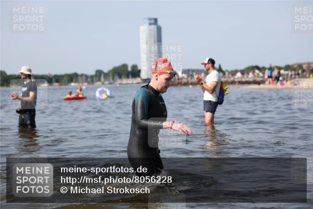22.06.2025 - Viking Triathlon Michael Strokosch http://msf.ph/oto/8056228 22.06.2025 10:30:14 Schwimmen 132, 175, 203, 374, 381, 491, 626, 643 meine-sportfotos.de