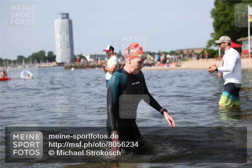 22.06.2025 - Viking Triathlon Michael Strokosch http://msf.ph/oto/8056234 22.06.2025 10:30:14 Schwimmen 132, 175, 203, 374, 381, 491, 626, 643 meine-sportfotos.de