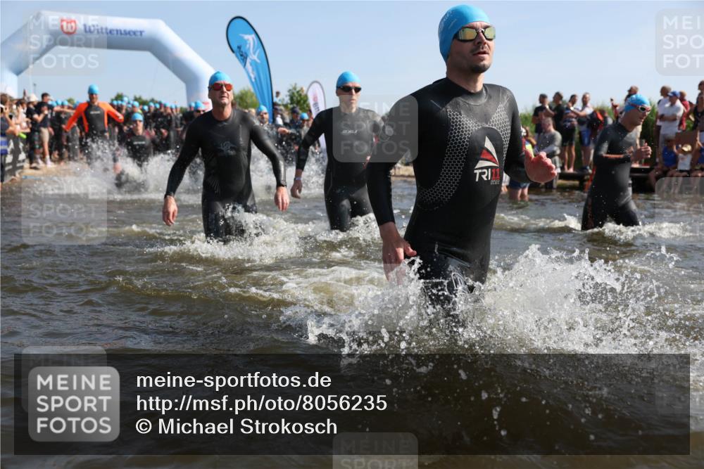 22.06.2025 - Viking Triathlon Michael Strokosch http://msf.ph/oto/8056235 22.06.2025 10:02:24 Schwimmen 75, 78, 103, 180, 188, 189, 255, 265, 283, 331, 464, 469, 520, 532, 549 meine-sportfotos.de