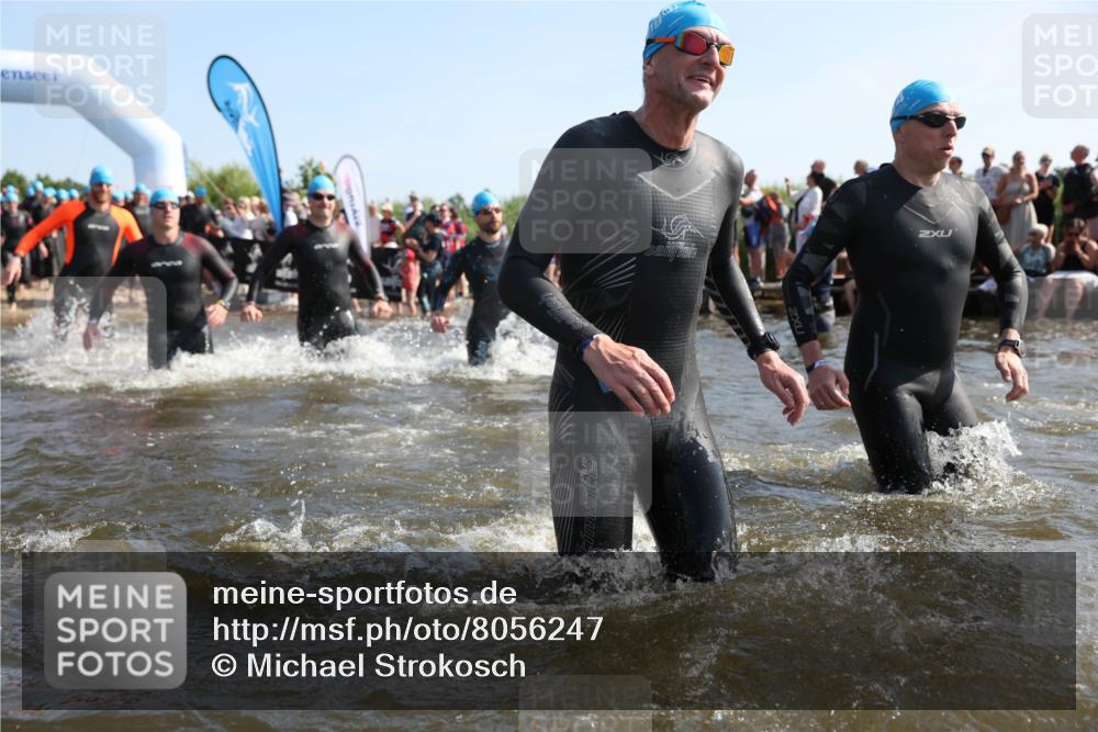 22.06.2025 - Viking Triathlon Michael Strokosch http://msf.ph/oto/8056247 22.06.2025 10:02:26 Schwimmen 75, 78, 103, 180, 188, 189, 255, 265, 283, 331, 464, 469, 520, 532, 549 meine-sportfotos.de