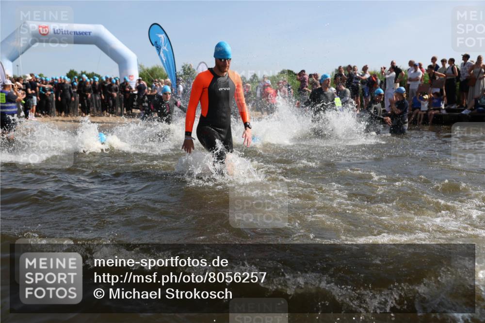 22.06.2025 - Viking Triathlon Michael Strokosch http://msf.ph/oto/8056257 22.06.2025 10:02:30 Schwimmen 78, 103, 114, 180, 188, 189, 193, 265, 283, 297, 513, 520, 532, 546, 549 meine-sportfotos.de