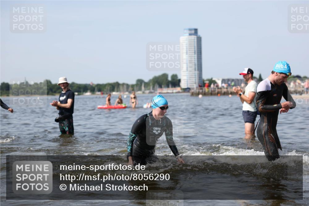 22.06.2025 - Viking Triathlon Michael Strokosch http://msf.ph/oto/8056290 22.06.2025 10:30:31 Schwimmen 13, 393, 551, 643, 651 meine-sportfotos.de