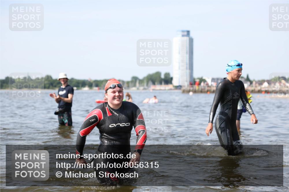 22.06.2025 - Viking Triathlon Michael Strokosch http://msf.ph/oto/8056315 22.06.2025 10:30:36 Schwimmen 13, 188, 393, 551, 651 meine-sportfotos.de