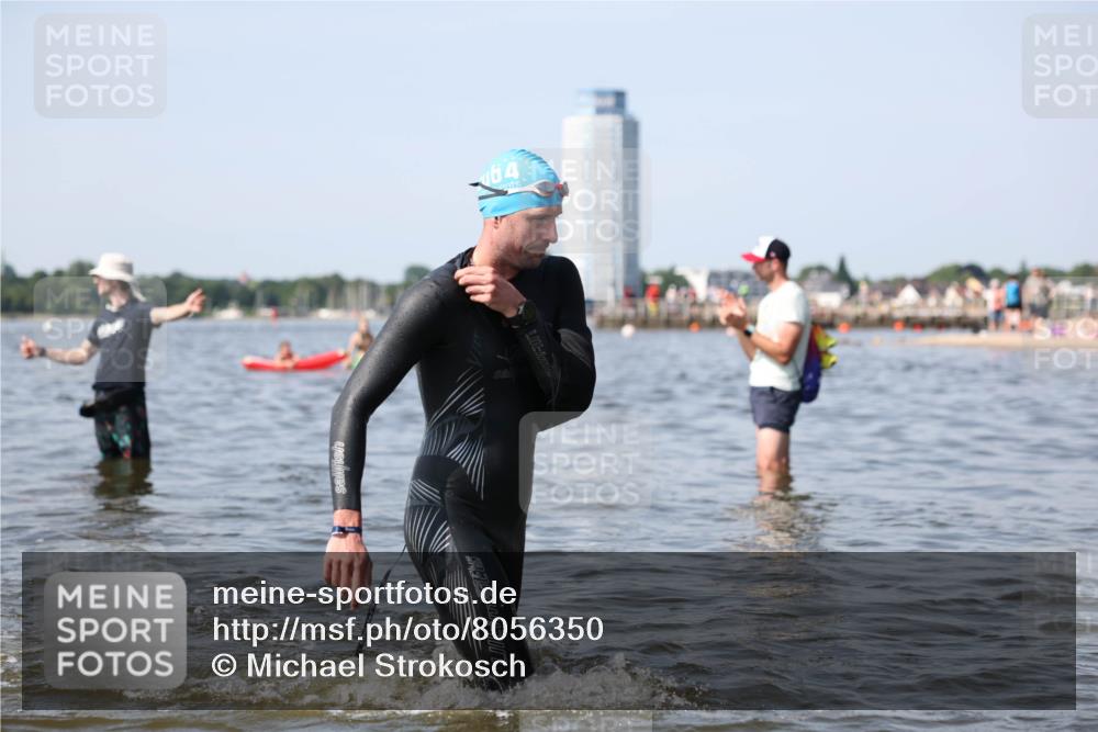 22.06.2025 - Viking Triathlon Michael Strokosch http://msf.ph/oto/8056350 22.06.2025 10:30:43 Schwimmen 13, 162, 188, 444, 551, 630, 651 meine-sportfotos.de