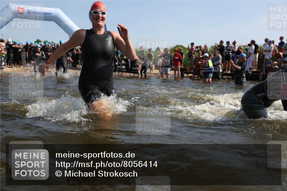 22.06.2025 - Viking Triathlon Michael Strokosch http://msf.ph/oto/8056414 22.06.2025 10:03:19 Schwimmen 20, 25, 34, 88, 89, 134, 163, 187, 208, 229, 251, 332, 334, 348, 505, 524, 540, 636, 660 meine-sportfotos.de