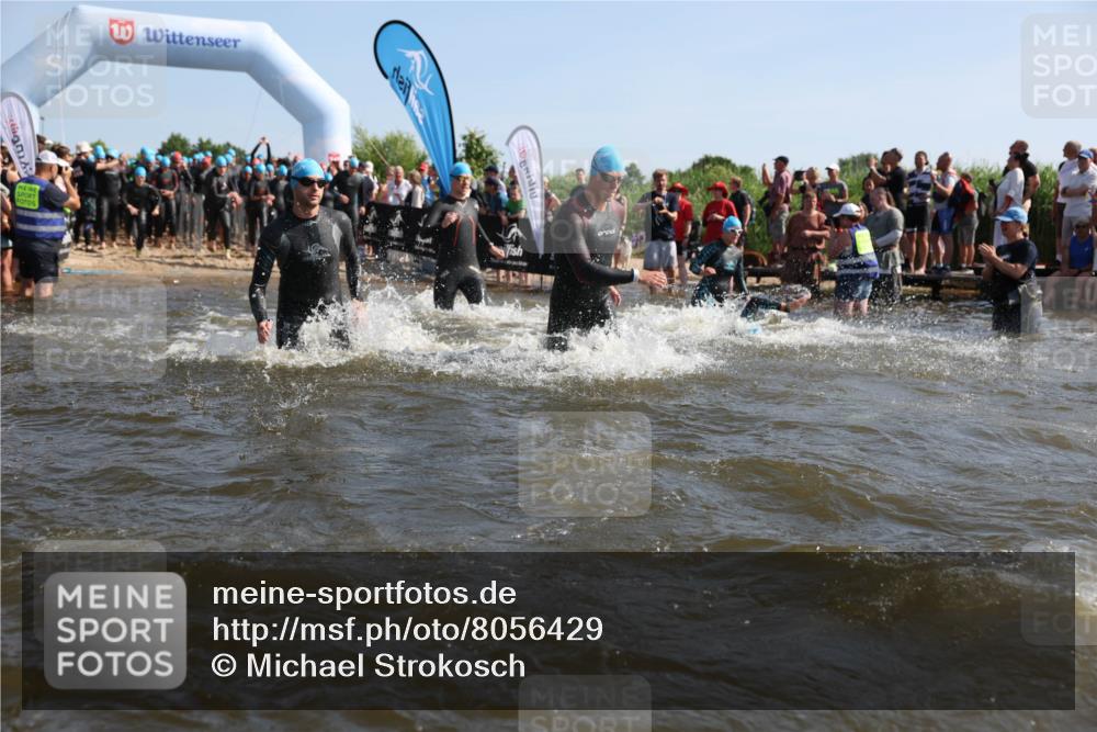 22.06.2025 - Viking Triathlon Michael Strokosch http://msf.ph/oto/8056429 22.06.2025 10:03:21 Schwimmen 20, 25, 34, 88, 89, 134, 163, 229, 251, 324, 332, 348, 540, 636, 660 meine-sportfotos.de