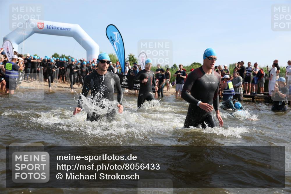 22.06.2025 - Viking Triathlon Michael Strokosch http://msf.ph/oto/8056433 22.06.2025 10:03:22 Schwimmen 20, 25, 34, 88, 89, 134, 163, 229, 251, 324, 332, 348, 540, 636, 660 meine-sportfotos.de