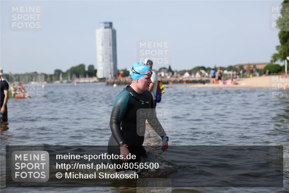 22.06.2025 - Viking Triathlon Michael Strokosch http://msf.ph/oto/8056500 22.06.2025 10:31:22 Schwimmen 3, 8, 216, 236, 311, 469 meine-sportfotos.de