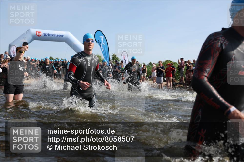 22.06.2025 - Viking Triathlon Michael Strokosch http://msf.ph/oto/8056507 22.06.2025 10:03:45 Schwimmen 26, 62, 77, 79, 108, 148, 157, 296, 396, 451, 456, 495, 619, 635, 648 meine-sportfotos.de