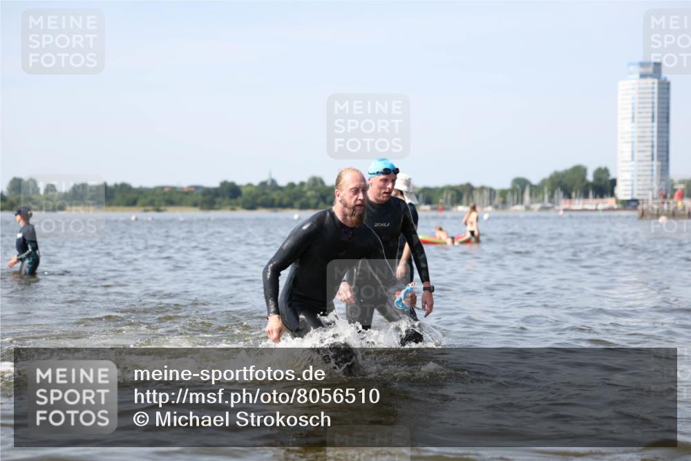22.06.2025 - Viking Triathlon Michael Strokosch http://msf.ph/oto/8056510 22.06.2025 10:31:25 Schwimmen 3, 8, 236, 311, 469, 613, 648 meine-sportfotos.de