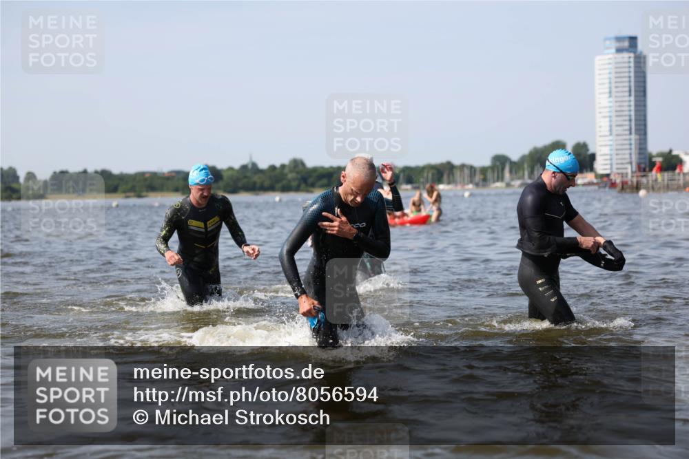22.06.2025 - Viking Triathlon Michael Strokosch http://msf.ph/oto/8056594 22.06.2025 10:31:47 Schwimmen 87, 98, 99, 124, 125, 137, 158, 189, 224, 340, 350, 435, 507, 555, 658 meine-sportfotos.de