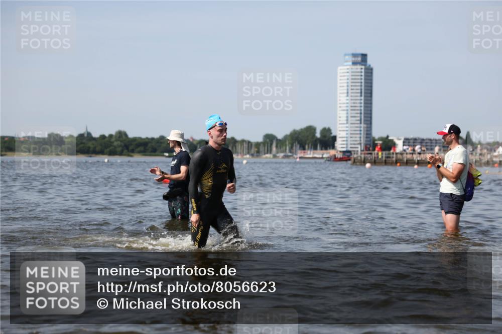 22.06.2025 - Viking Triathlon Michael Strokosch http://msf.ph/oto/8056623 22.06.2025 10:31:54 Schwimmen 63, 87, 99, 124, 125, 224, 435, 449, 488, 507, 555, 658 meine-sportfotos.de
