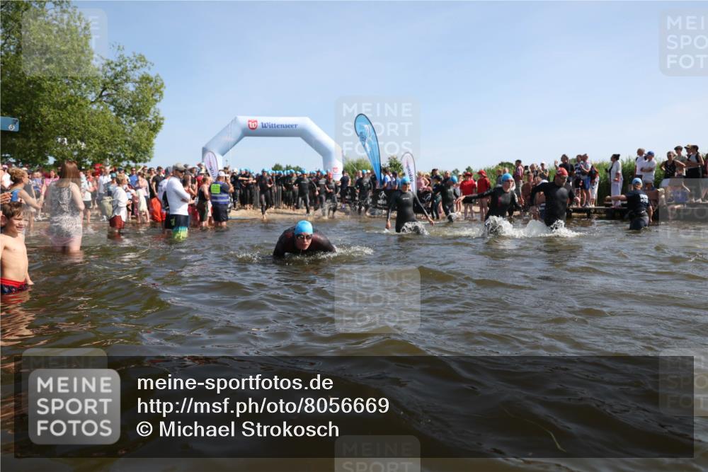 22.06.2025 - Viking Triathlon Michael Strokosch http://msf.ph/oto/8056669 22.06.2025 10:05:02 Schwimmen 197, 232, 254, 295, 362, 386, 394, 407, 416, 423, 500, 509, 527, 605, 620 meine-sportfotos.de