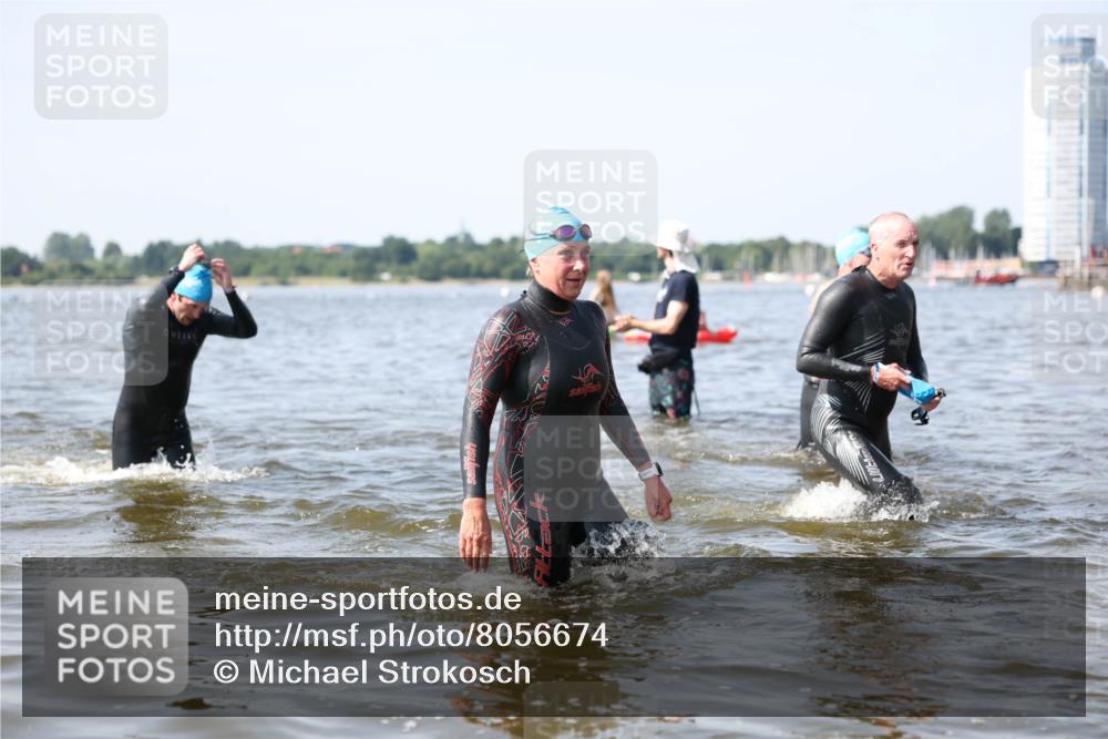 22.06.2025 - Viking Triathlon Michael Strokosch http://msf.ph/oto/8056674 22.06.2025 10:32:03 Schwimmen 63, 87, 193, 207, 226, 271, 435, 449, 464, 488, 658 meine-sportfotos.de