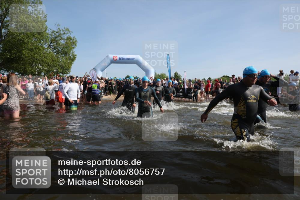 22.06.2025 - Viking Triathlon Michael Strokosch http://msf.ph/oto/8056757 22.06.2025 10:05:45 Schwimmen 65, 83, 128, 135, 194, 211, 275, 361, 379, 511, 517, 530, 553, 633, 653 meine-sportfotos.de