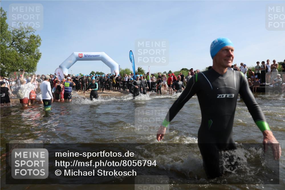 22.06.2025 - Viking Triathlon Michael Strokosch http://msf.ph/oto/8056794 22.06.2025 10:06:01 Schwimmen 68, 144, 169, 249, 269, 390, 397, 441, 442, 460, 465, 489, 508, 644 meine-sportfotos.de