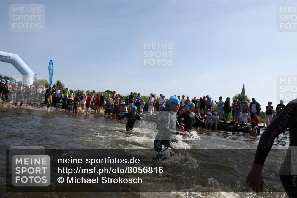 22.06.2025 - Viking Triathlon Michael Strokosch http://msf.ph/oto/8056816 22.06.2025 10:06:09 Schwimmen 39, 41, 84, 110, 144, 169, 191, 249, 266, 269, 325, 390, 440, 446, 460, 489, 508, 644 meine-sportfotos.de