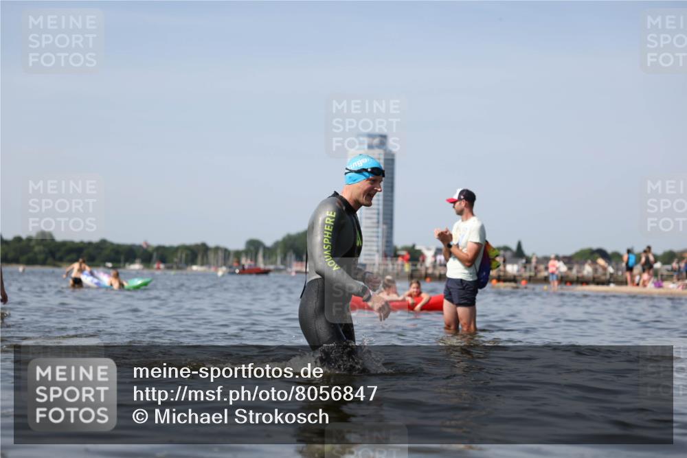 22.06.2025 - Viking Triathlon Michael Strokosch http://msf.ph/oto/8056847 22.06.2025 10:32:57 Schwimmen 91, 113, 287, 399 meine-sportfotos.de