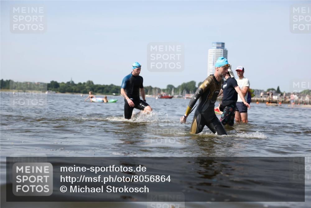 22.06.2025 - Viking Triathlon Michael Strokosch http://msf.ph/oto/8056864 22.06.2025 10:33:03 Schwimmen 91, 113, 287, 399 meine-sportfotos.de
